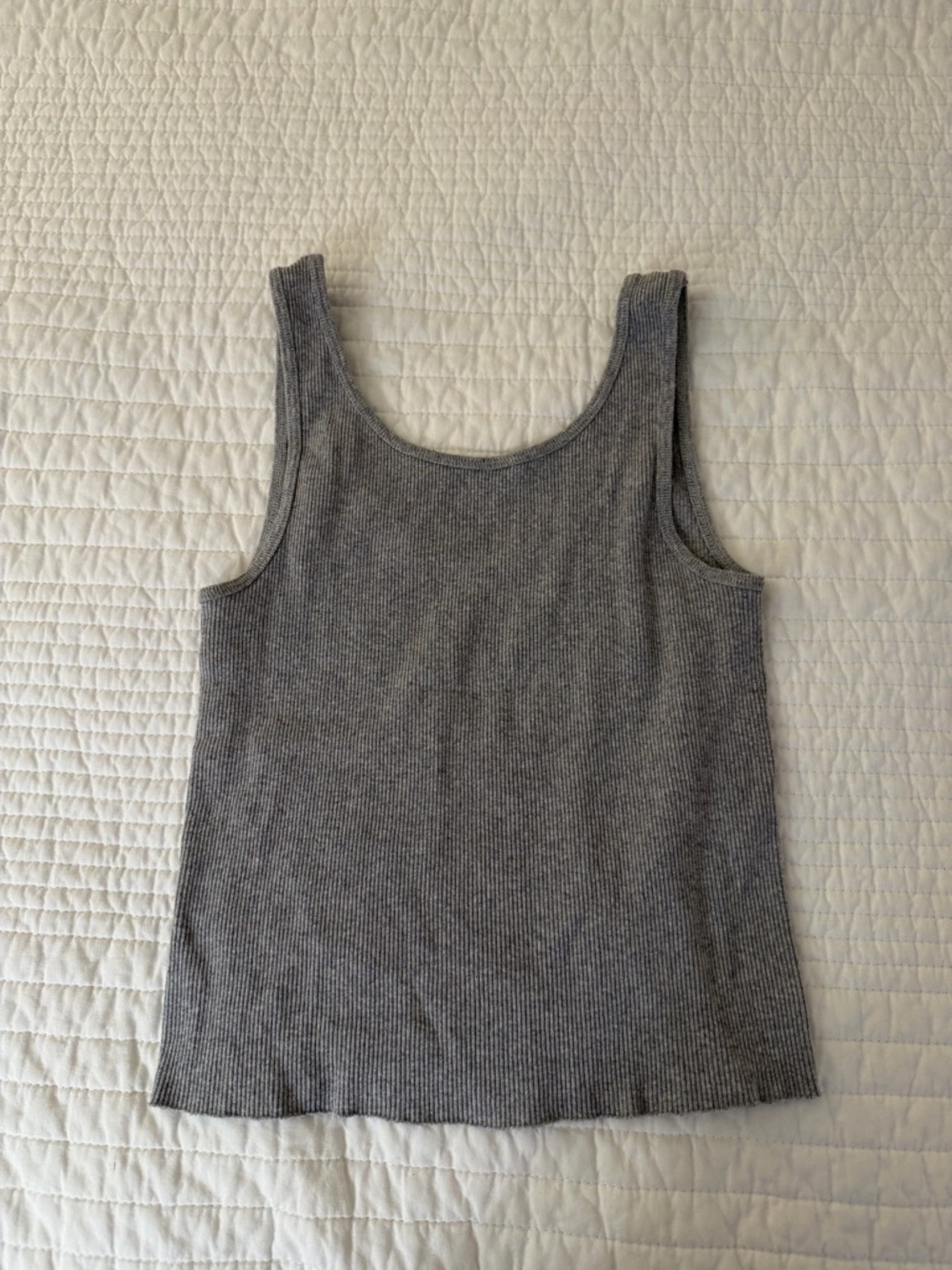 Brandy Melville John Gault - Gray Ribbed Tank Top with Teddy Bear Embroidery - Picture 3 of 4